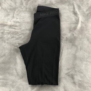 Nike Pro Black leggings